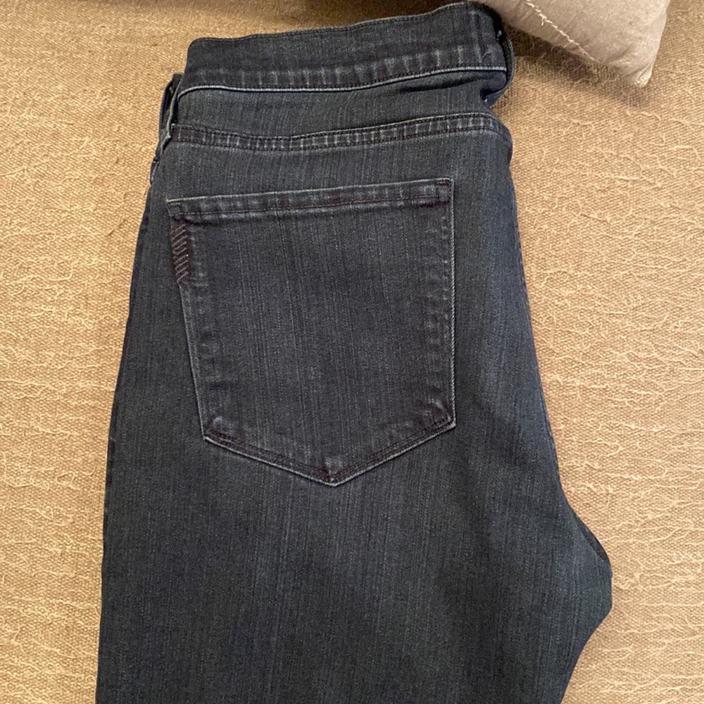 Paige Federal Jeans 32